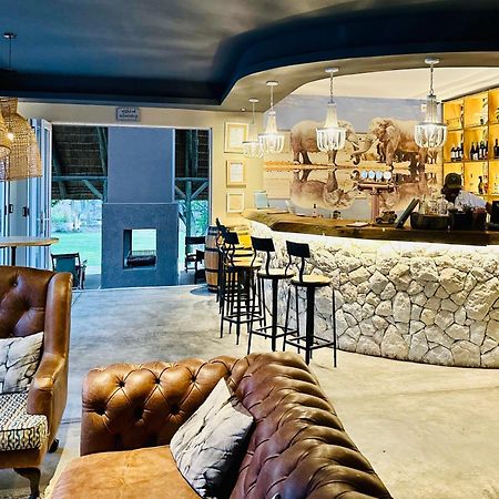 Toshari Lodge 오카우쿠에요 외부 사진